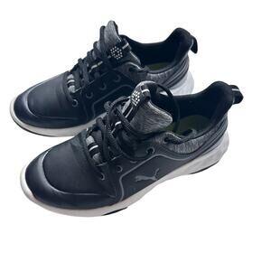 Puma golf shoes boys size 2